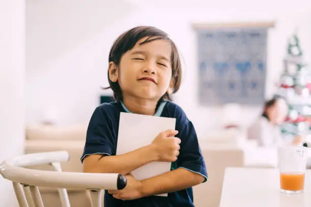 Uang Jajan yang Hilang: Saat Kejujuran Anak Terbentuk Tanpa Sengaja